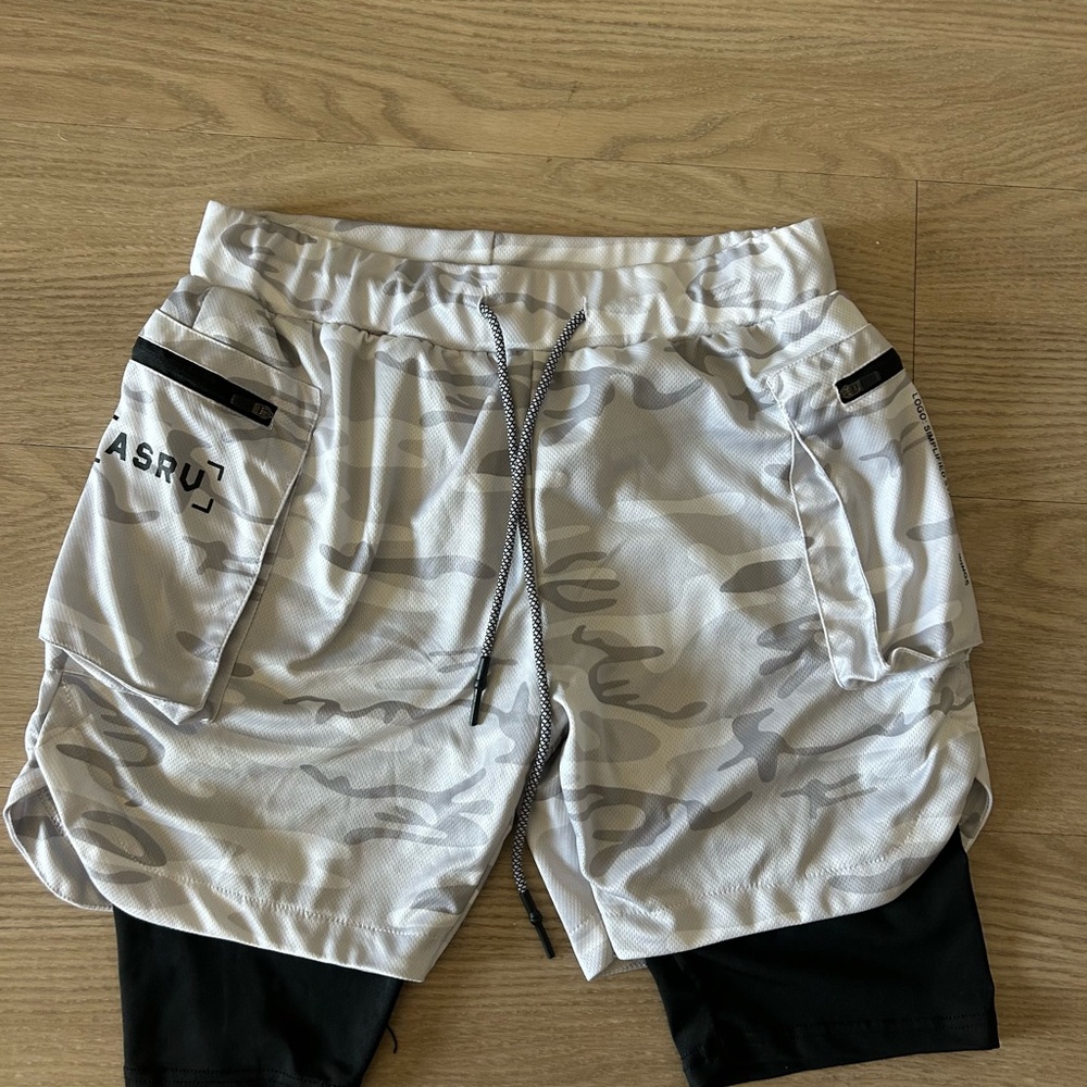 ASRV Camo Liner Cargo workout Shorts size L